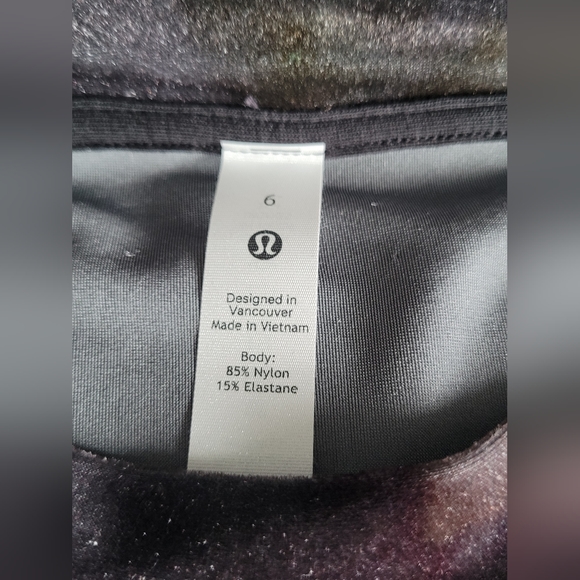 Lululemon Velour Warm Down Crew. Size 6. Interstellar dark grey multi. - Picture 3 of 4
